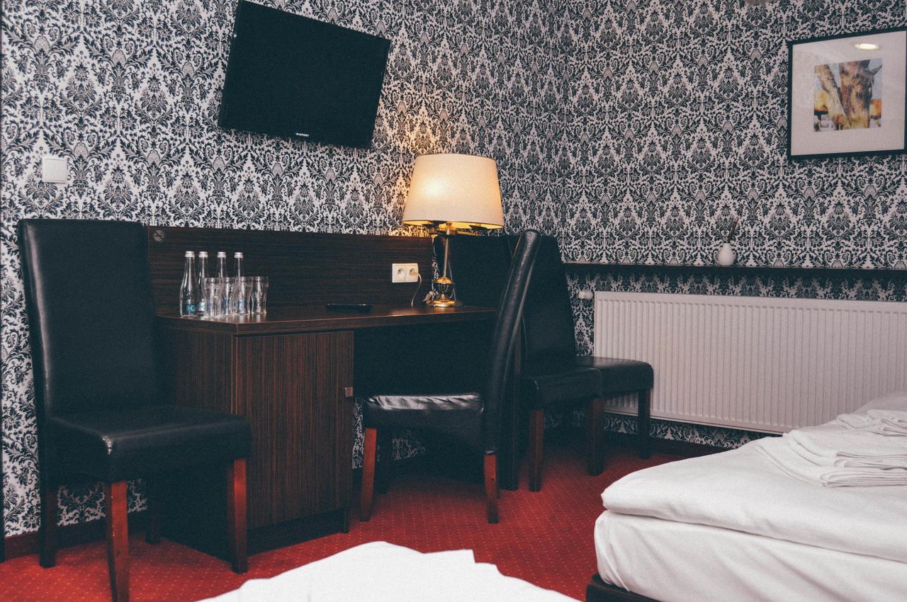 Pyszna Stajenka Otel Bakow  Dış mekan fotoğraf