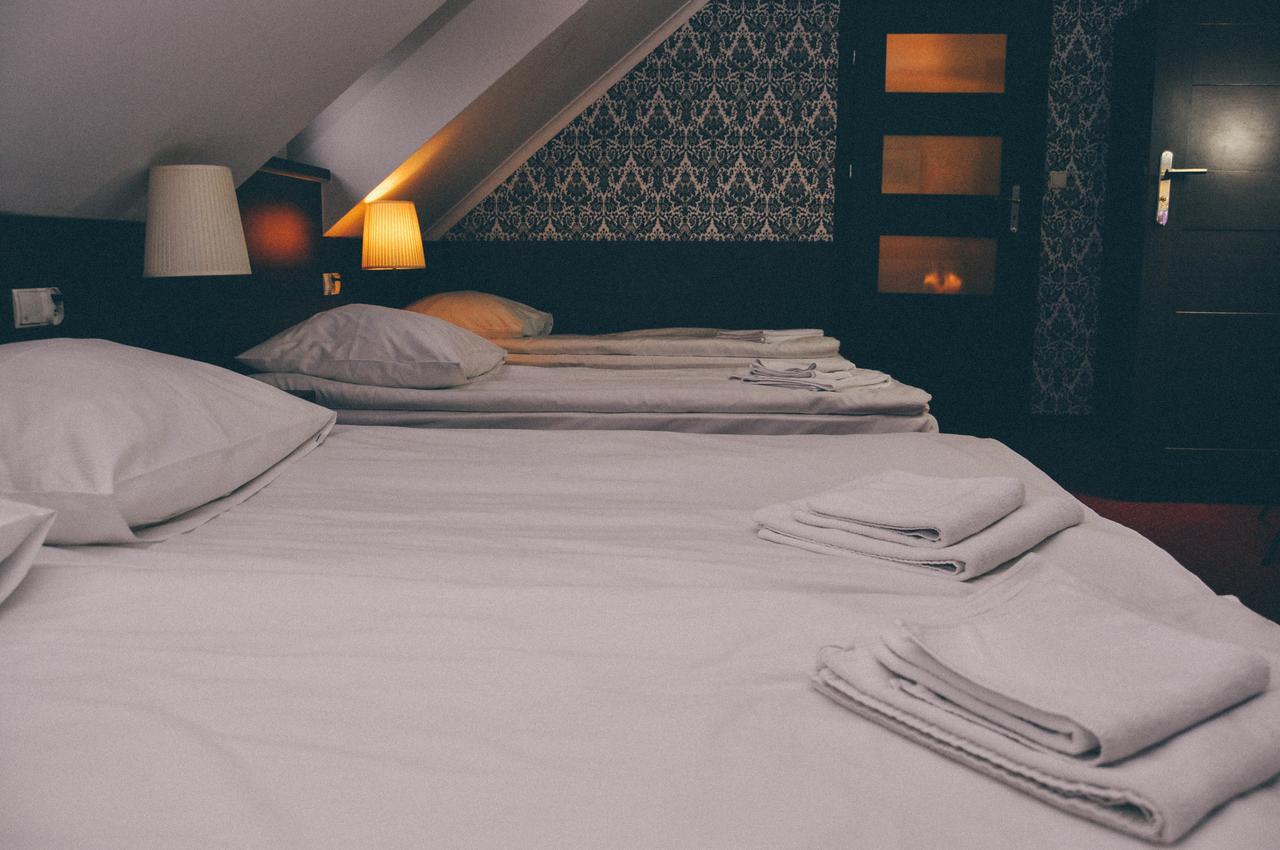 Pyszna Stajenka Otel Bakow  Dış mekan fotoğraf